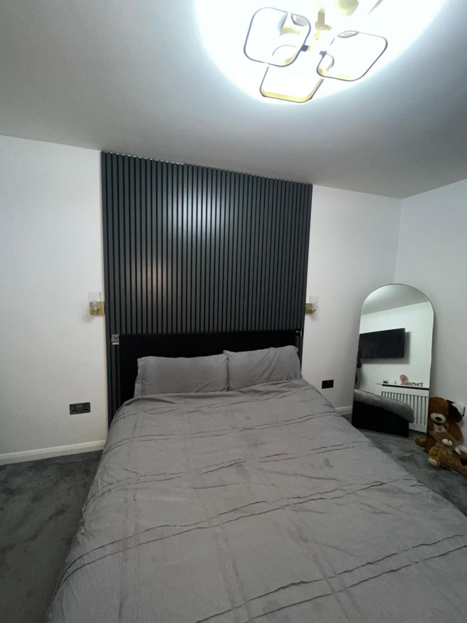 Luxury 1 Bedroom Apartment Bromley エルサム エクステリア 写真