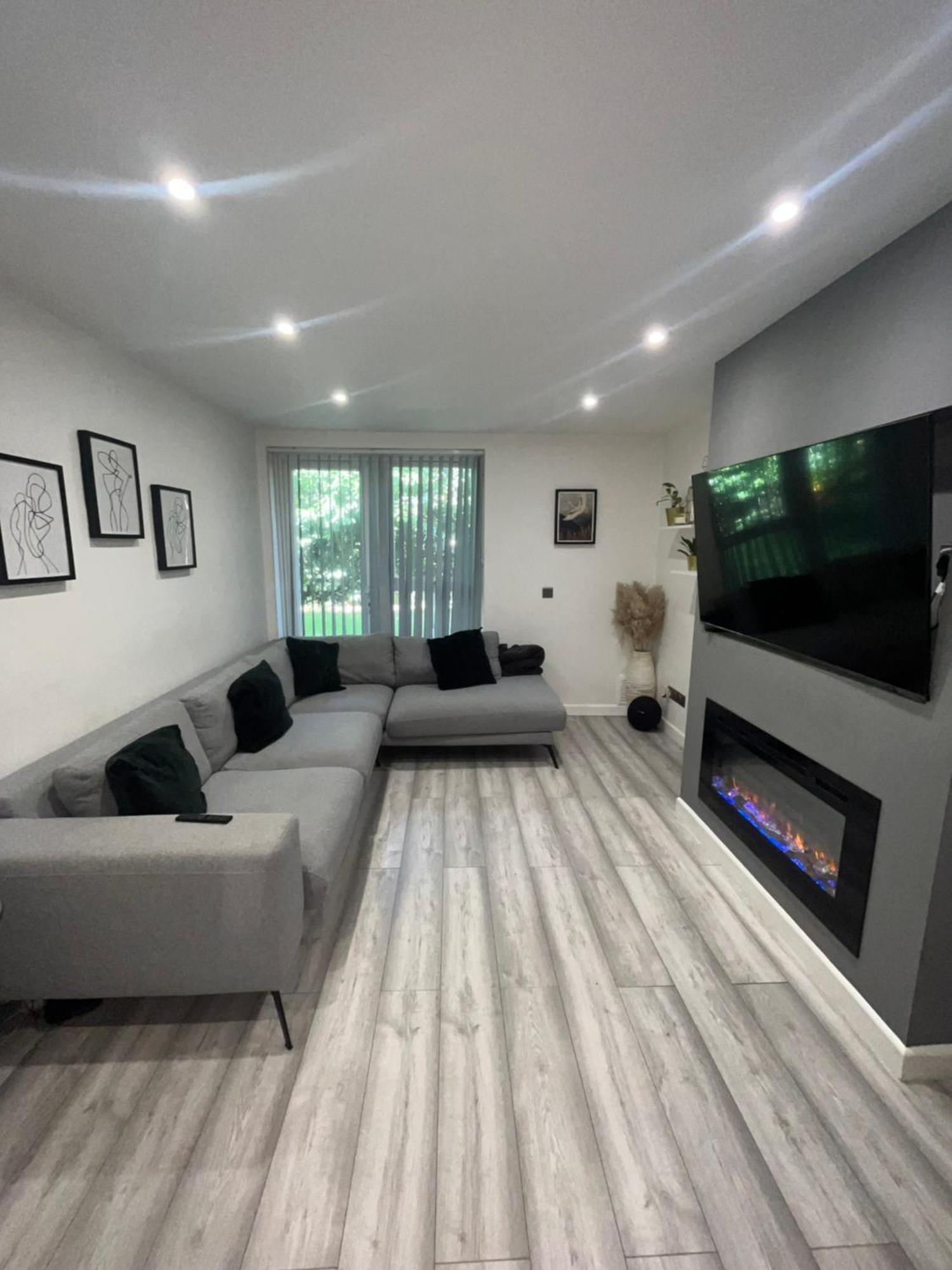 Luxury 1 Bedroom Apartment Bromley エルサム エクステリア 写真