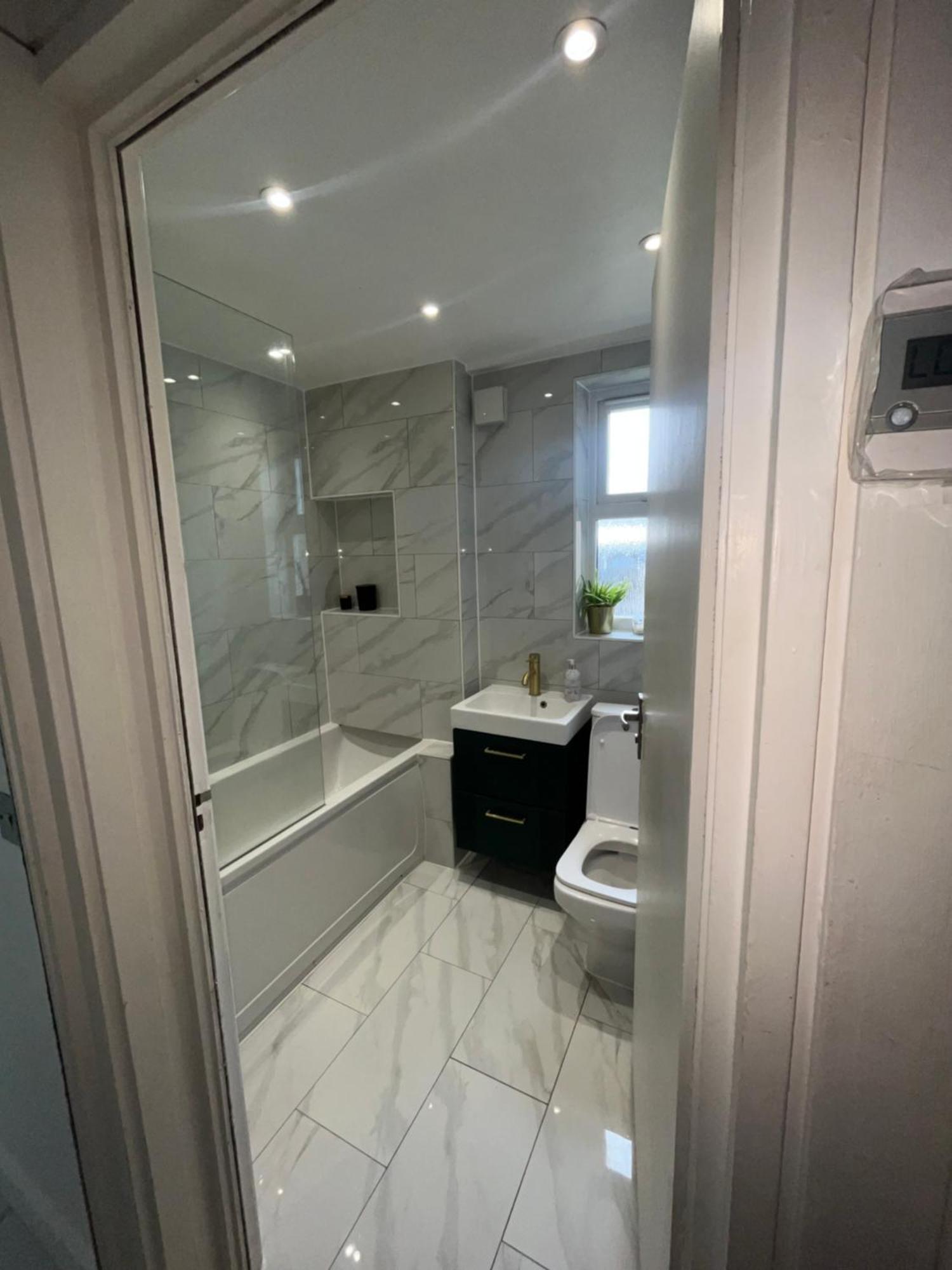 Luxury 1 Bedroom Apartment Bromley エルサム エクステリア 写真